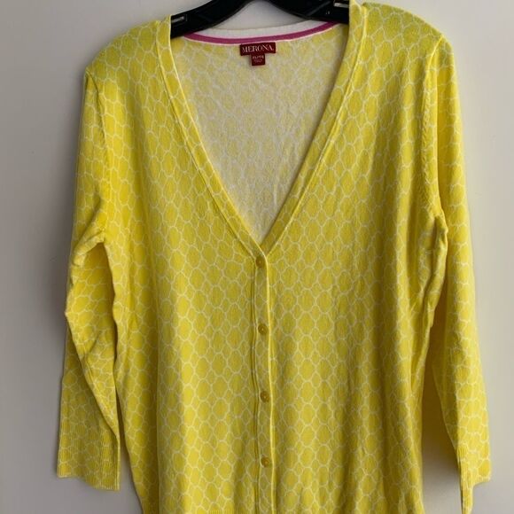 Sweaters - 𝅺sweater